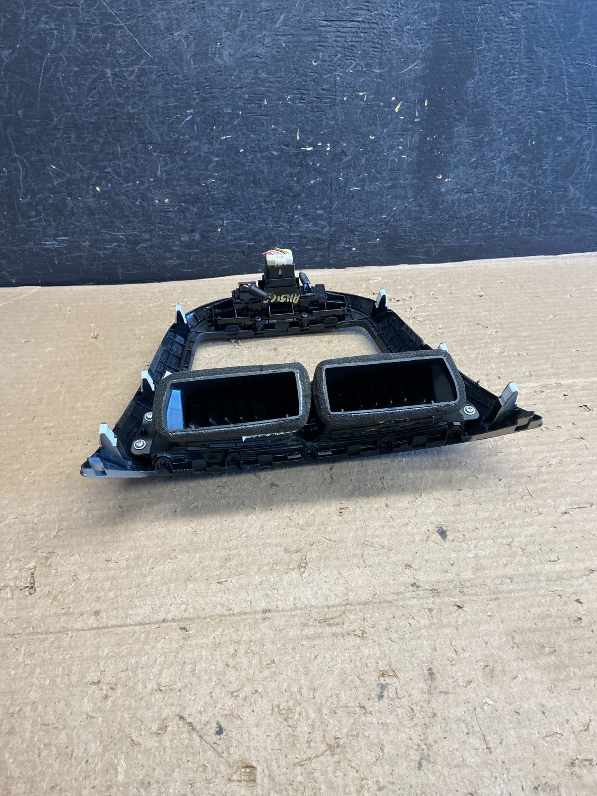 2012 to 2017 Hyundai Accent Center Radio Bezel Air Vent Panel AH5165 DG4