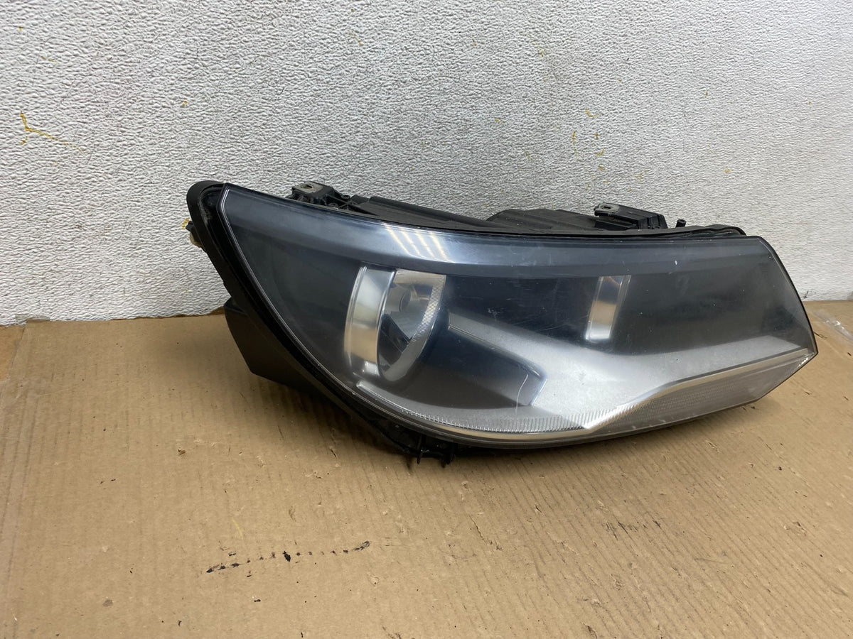 2012 to 2018 Volkswagen Tiguan Right Passenger RH Halogen Headlight AH3062 DW1