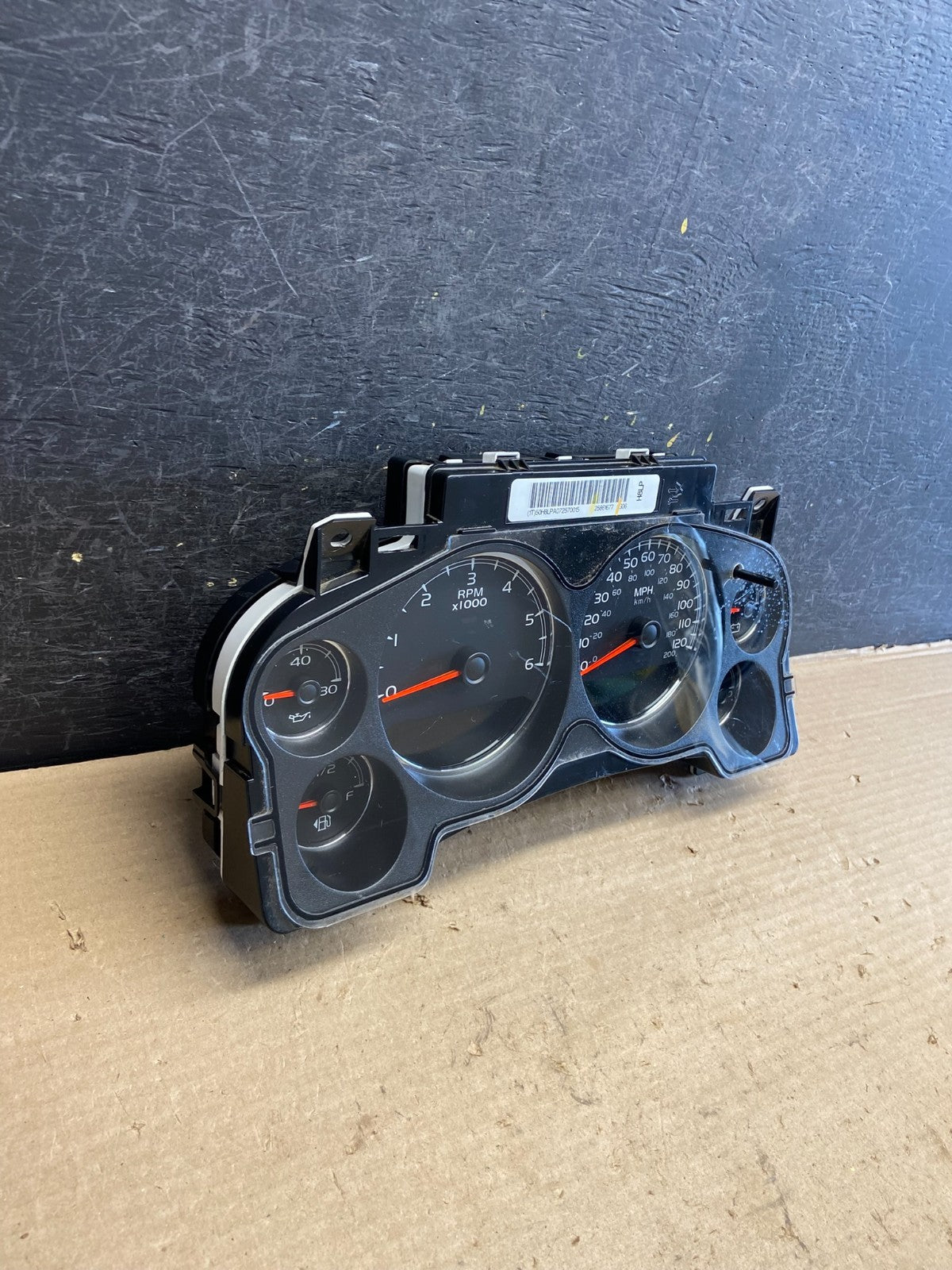 2007 to 2014 Chevrolet Silverado Sierra Cluster Gauge Speedometer ECM AH5277 DG3