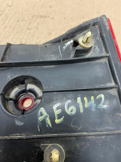 2002-2004 Honda Odyssey Right Passenger RH Side Tail Light Inner AE6142 LK7