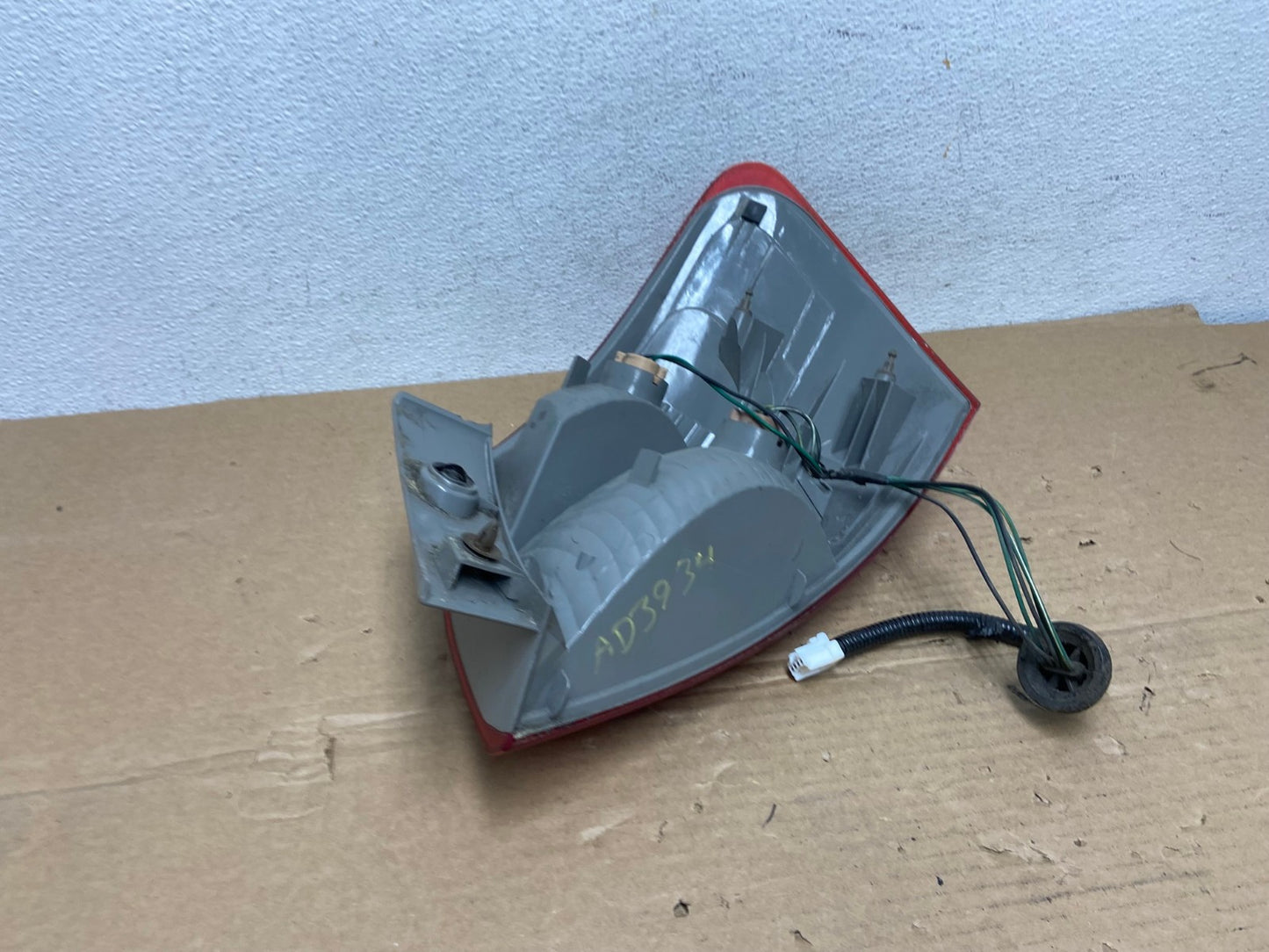 2008 to 2015 Nissan Rogue Left Driver Lh Side Tail Light AD3934 LK6