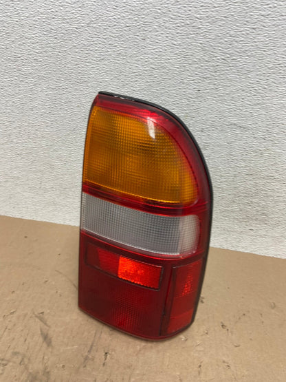 1999 to 2003 Suzuki XL-7 Vitara Passenger Right Rh Side Tail Light AE8765 LK0