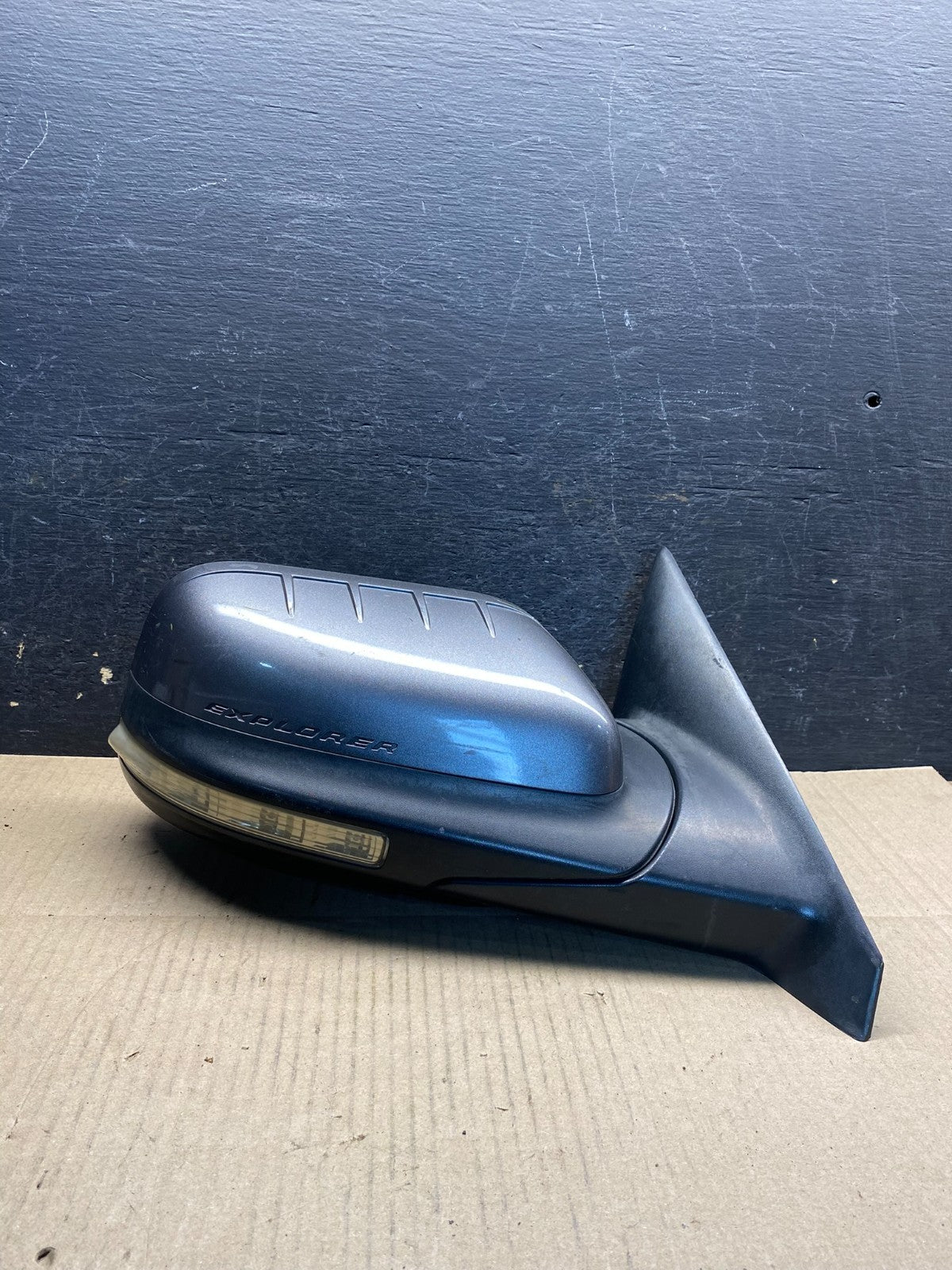 2011 to 2015 Ford Explorer Right Passenger View Door Power Mirror ai7320 DG0
