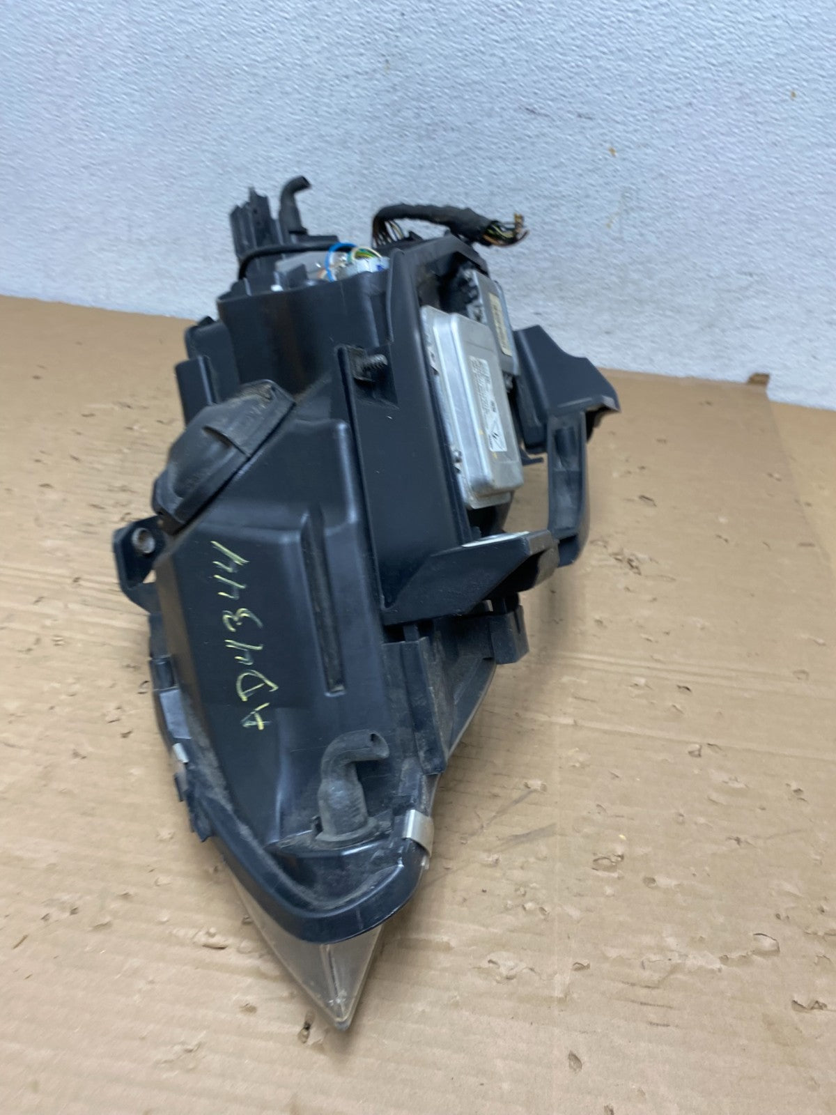 2008 to 2010 Bmw 5 Series 535I 550I AFS Xenon Hid Right Headlight AD4344 DW8