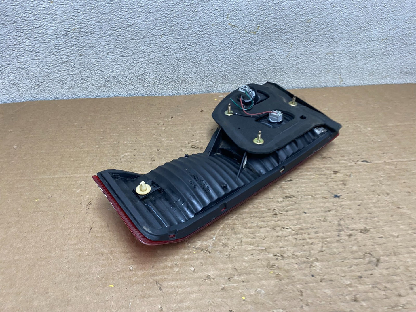 1998 to 2000 Honda Accord Left Driver LH Side Inner Tail Light OEM Z3066 DW5