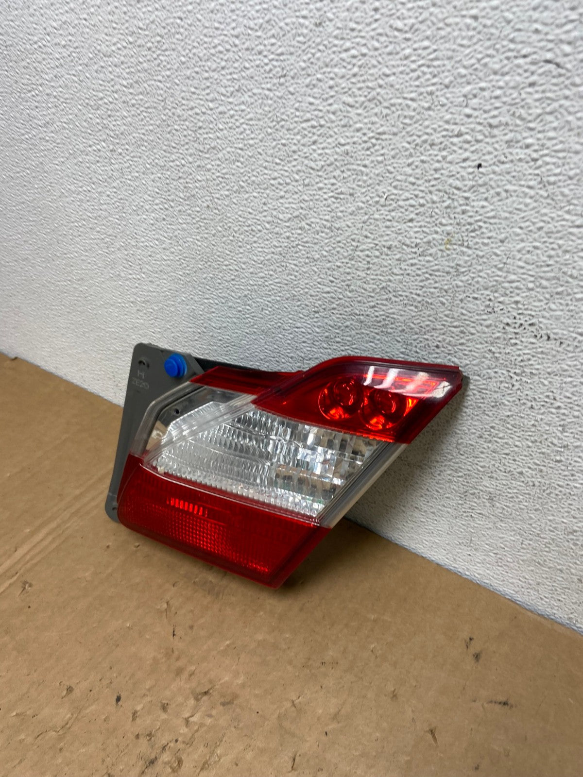 2011 2012 2013 Infiniti M37 M56 Right Passenger RH Inner Tail Light AD3107 LK1