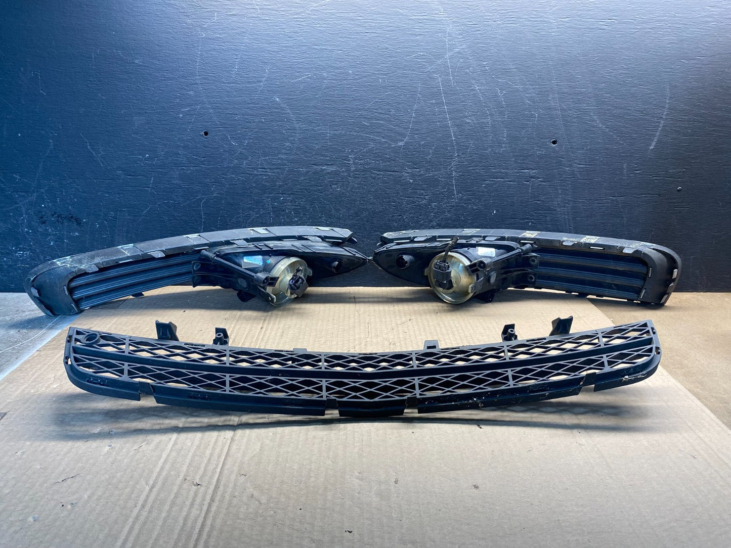 2011 2012 2013 Buick Regal Left+Right Set Lower Grille Fog Lights AF7480 DG3