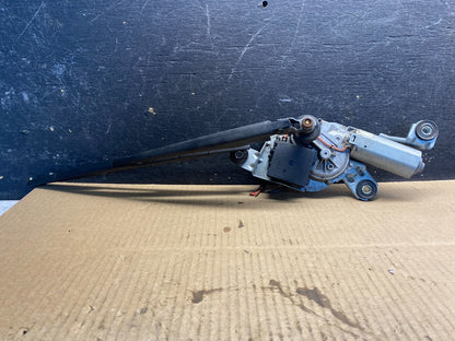 2004 to 2010 BMW X3 E83 Rear Windshield Wiper Motor OEM Z4766  DG0