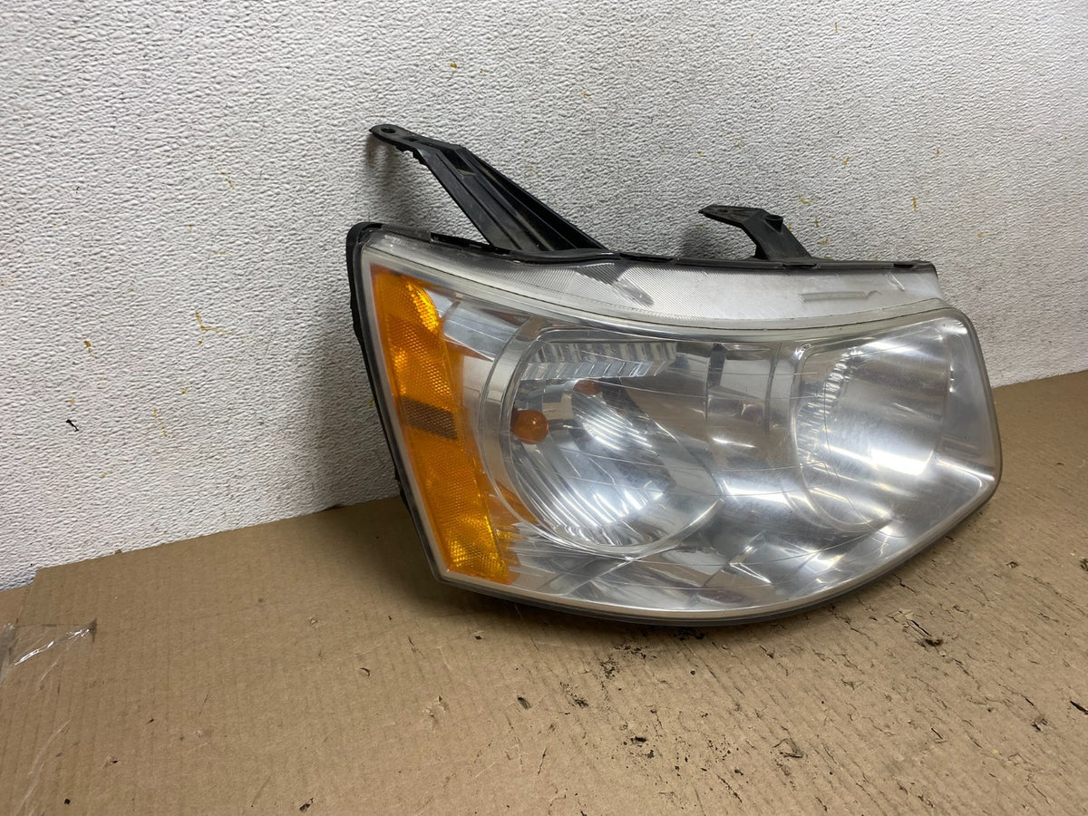 2006 to 2009 Pontiac Torrent Right Passenger RH Side Halogen Headlight AH6039 DW1