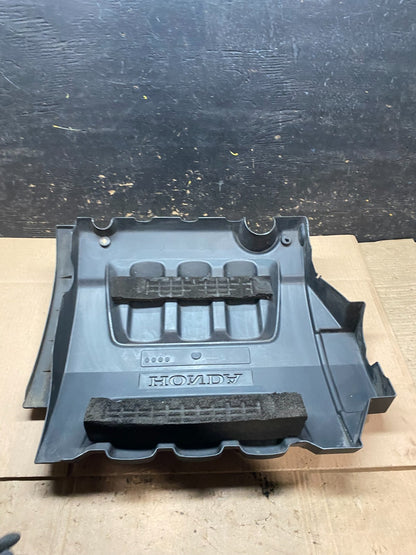 2005 to 2007 Honda Odyssey Black Engine Cover OEM W2467  DG4