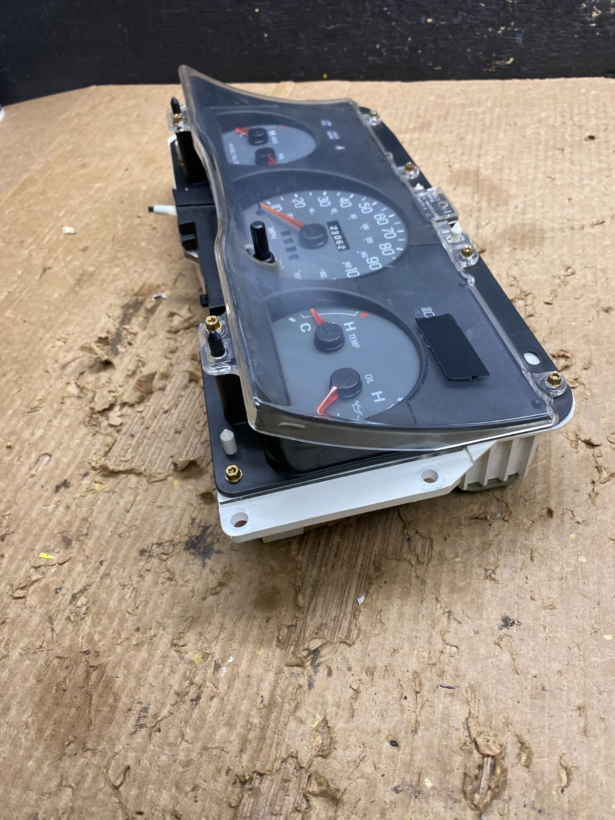 1998 to 2005 Mercury Marquis Speedometer Cluster Gauge Oem z9770 DG2