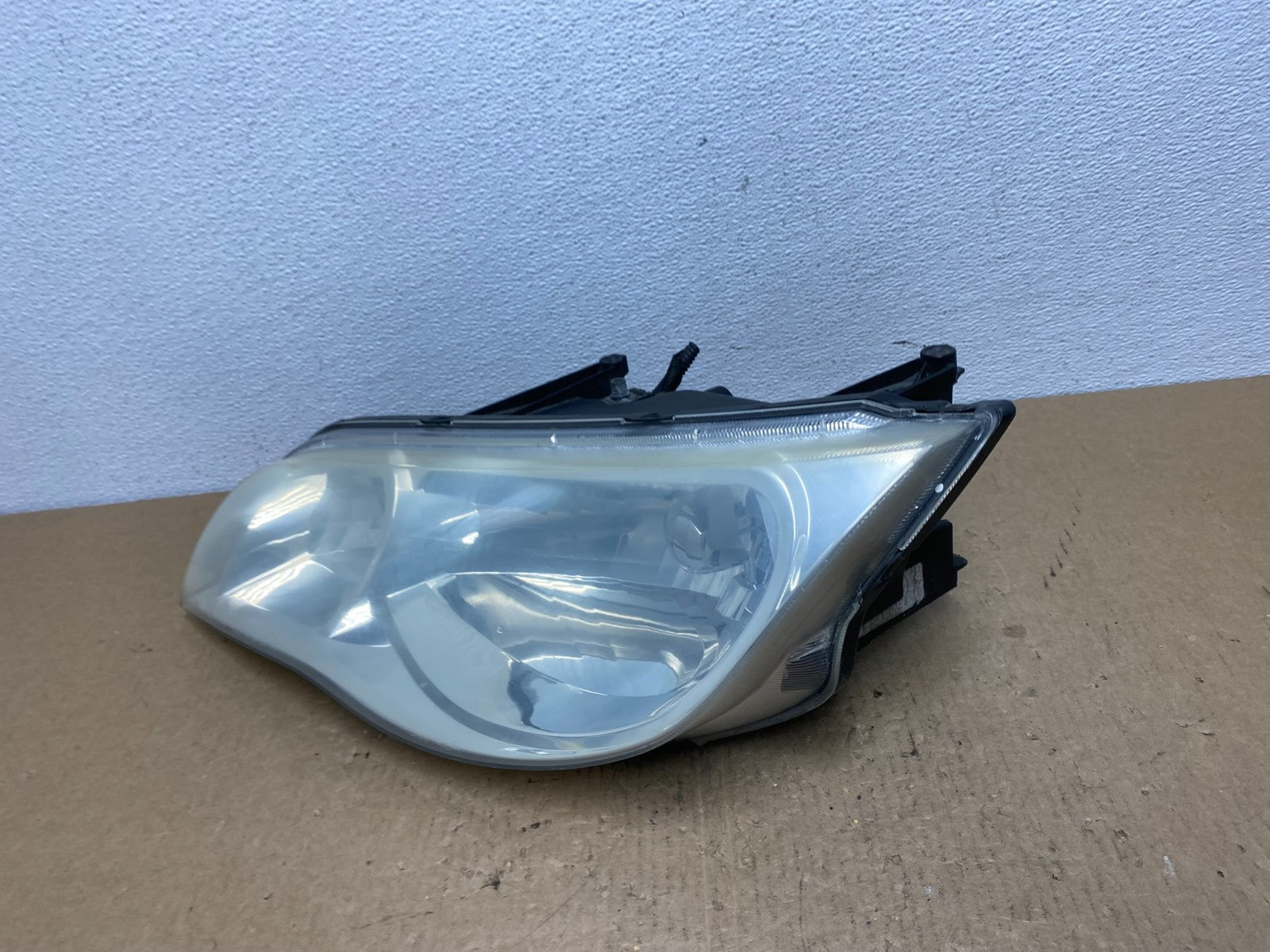 2003 to 2007 Saturn Ion Coupe Left Driver LH Side Halogen Headlight  AC1403 DG1