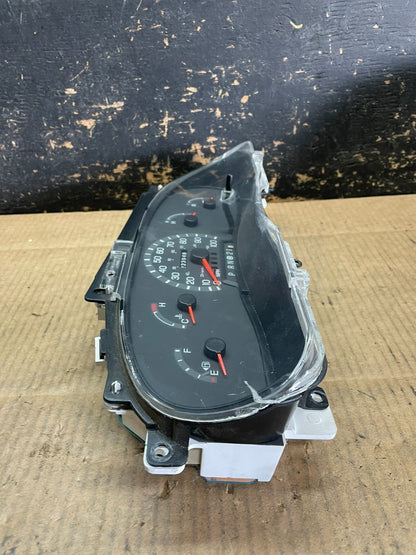 2001-2002 Ford Econoline E250 E350 Van Speedometer Instrument Cluster AA9261 DG3