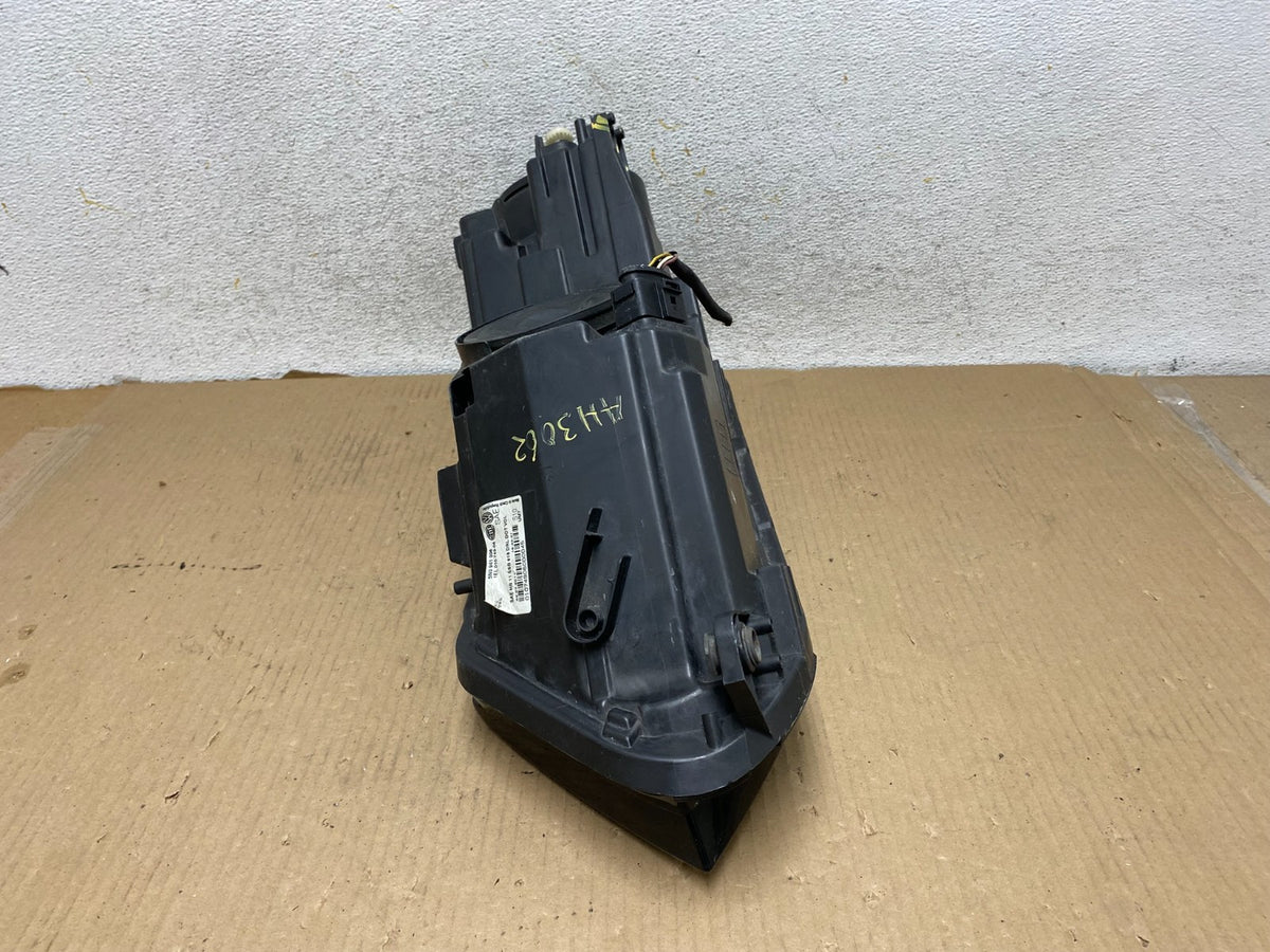 2012 to 2018 Volkswagen Tiguan Right Passenger RH Halogen Headlight AH3062 DW8
