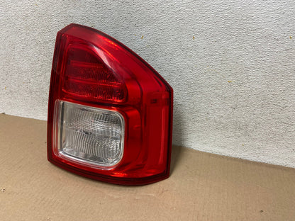 2011 2012 2013 Jeep Compass Right Passenger Rh Side Tail Light AH4358 LK2