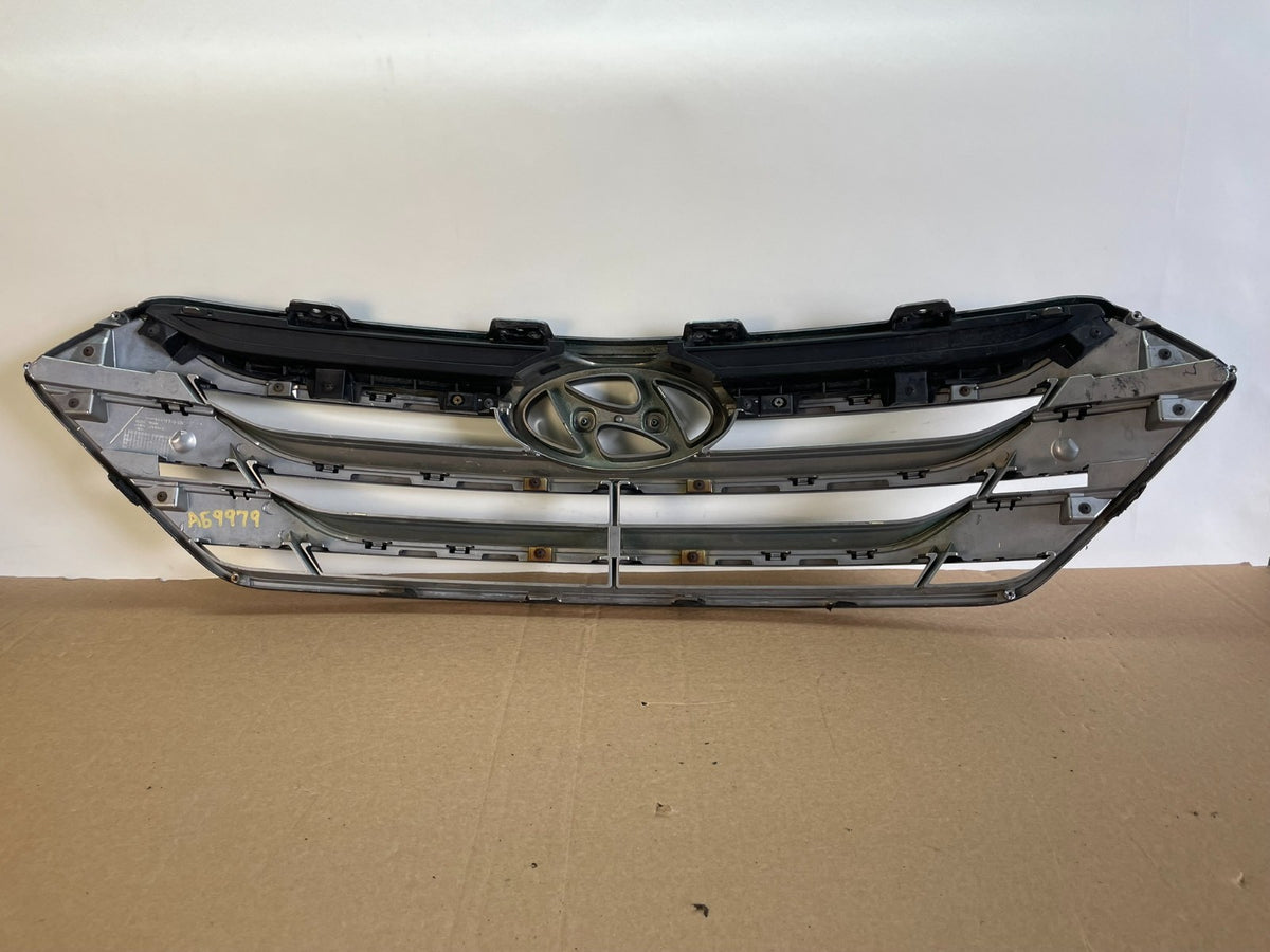 2013 to 2016 Hyundai Santa Fe Front Upper Grill Grille AG9979 DG3