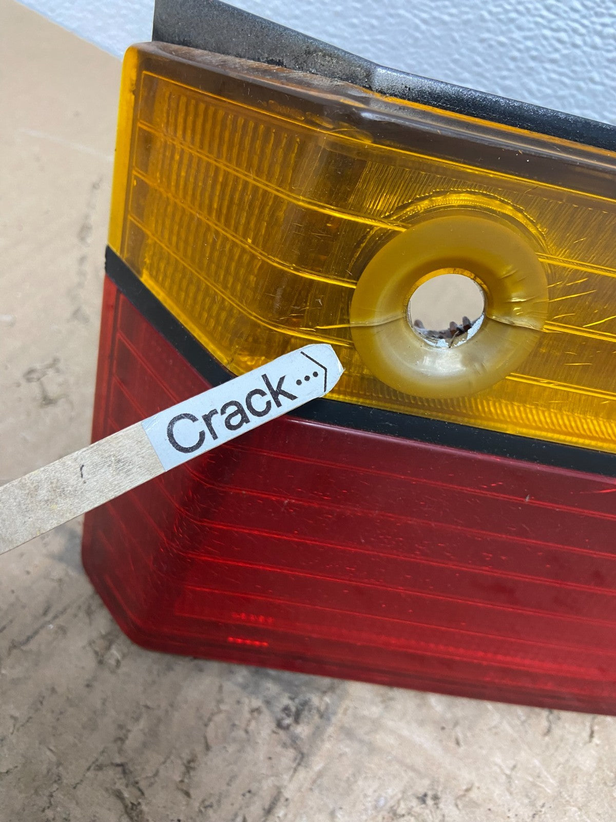 1990 to 1991 Honda Accord Coupe Right Passenger Inner Tail Light OEM AB9870 DW4