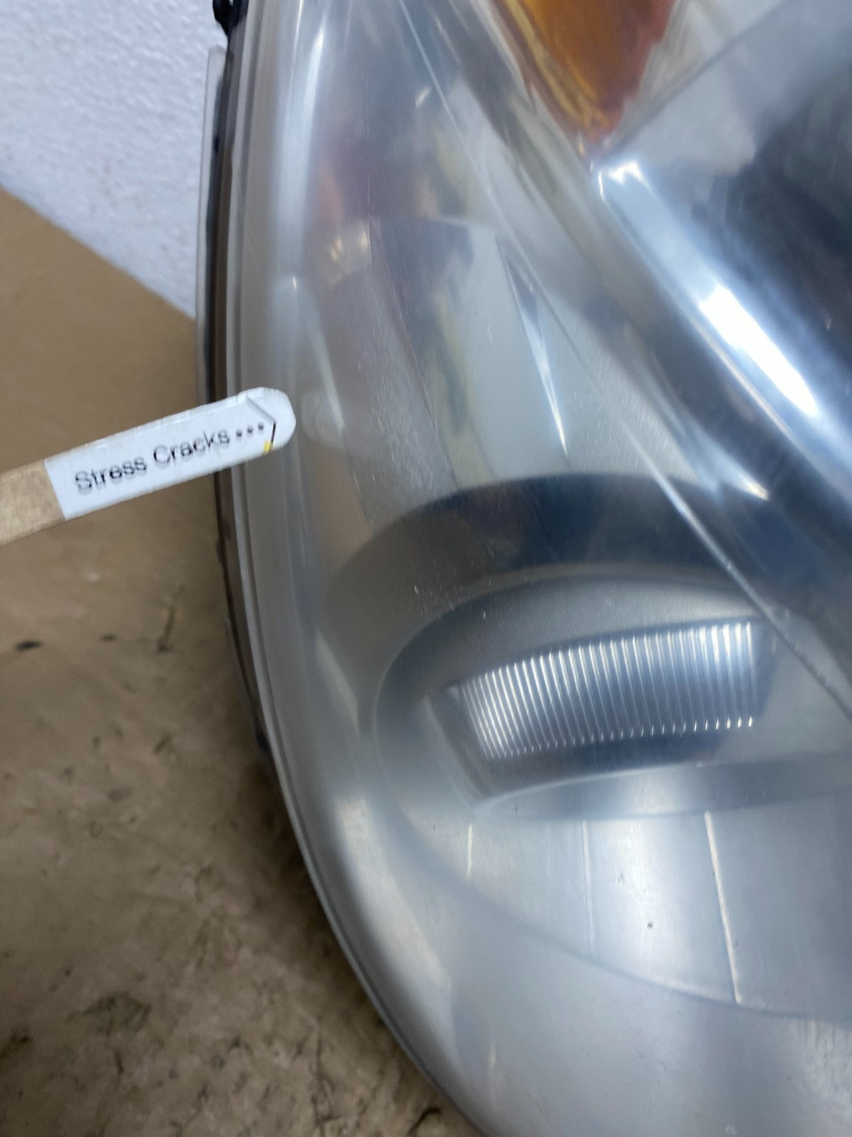 2010-2015 Chevrolet Equinox Right Passenger Halogen Projector Headlight AC41914