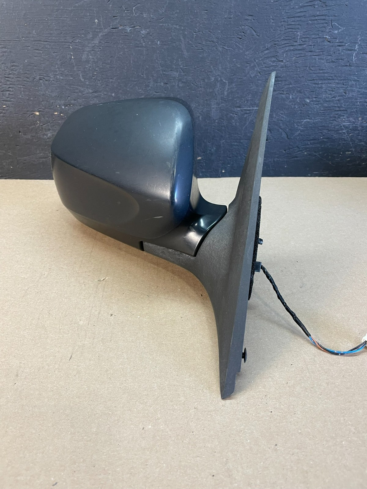 2009 to 2010 Subaru Forester Right Passenger View Power Door Mirror AE1097 DW1