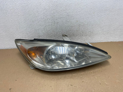 2002 to 2004 Toyota Camry Halogen Headlight Right Passenger Rh AF3108 LK0