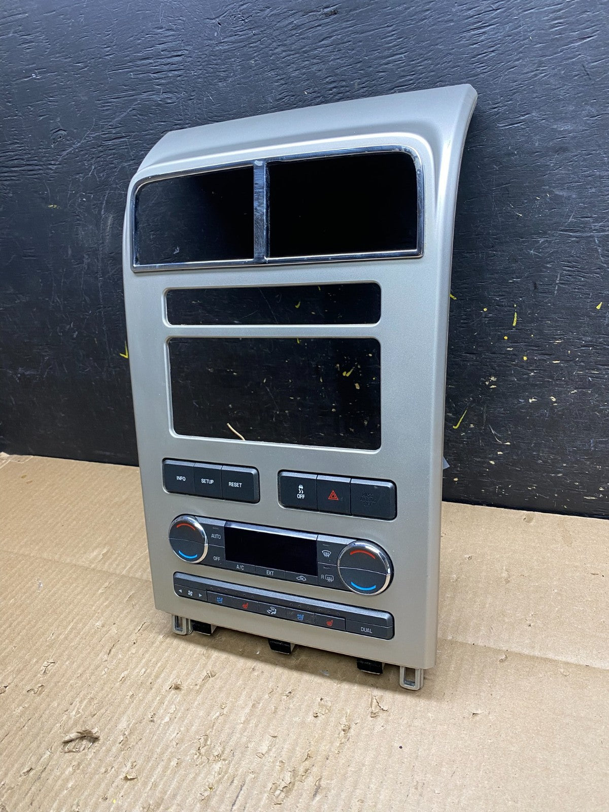 2008-2010 Lincoln MKX Temperature Climate Control Heat Seat Radio Bezel v1500 DG1