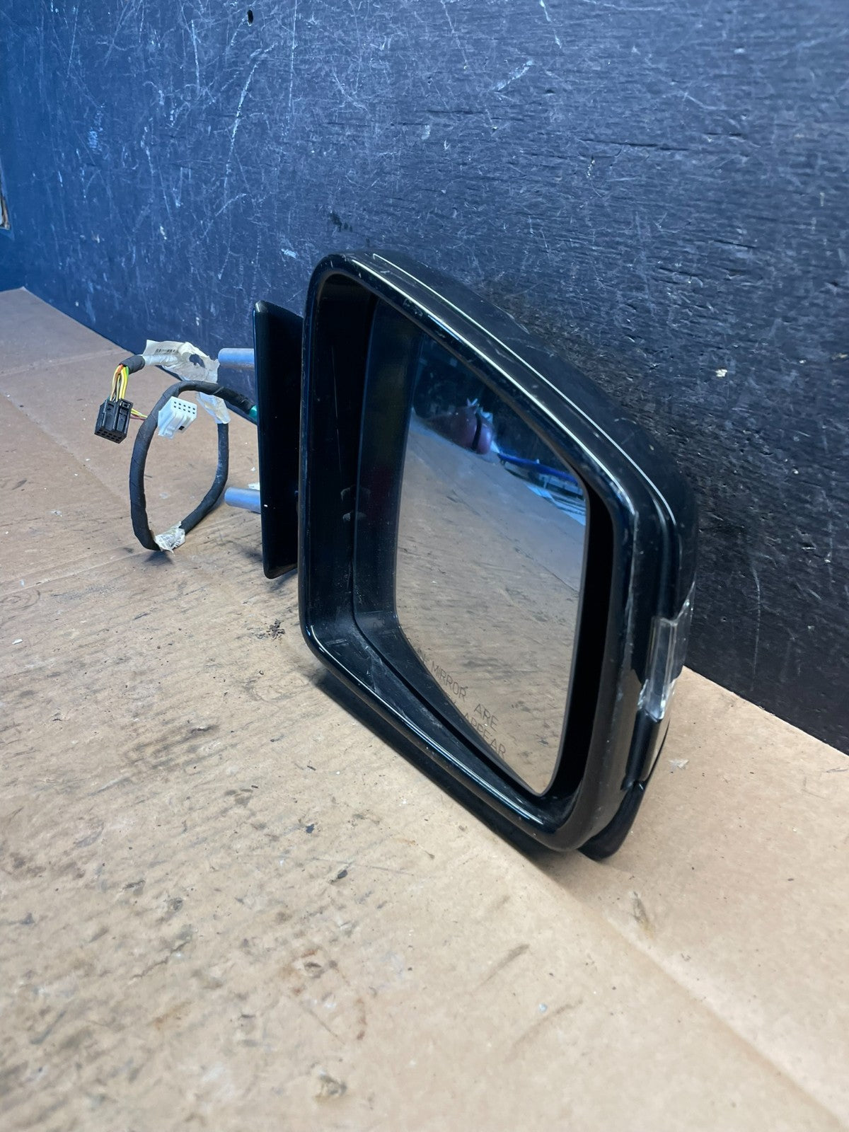 2011 to 2012  Mercedes ML ML350 Right Passenger View Door Mirror OEM r9334 DG10