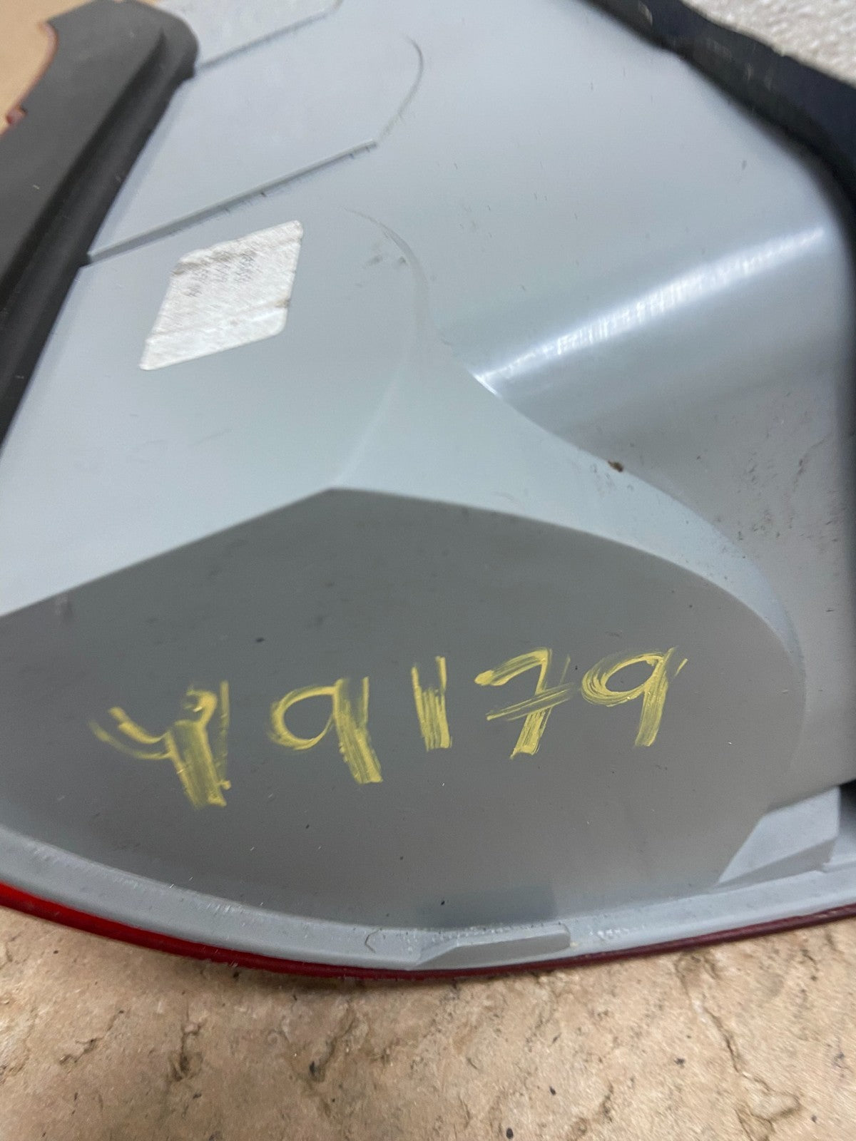 2000 2001 2002 2003 BMW E53 X5 Left Driver LH Tail Light Oem Y9179 DW6