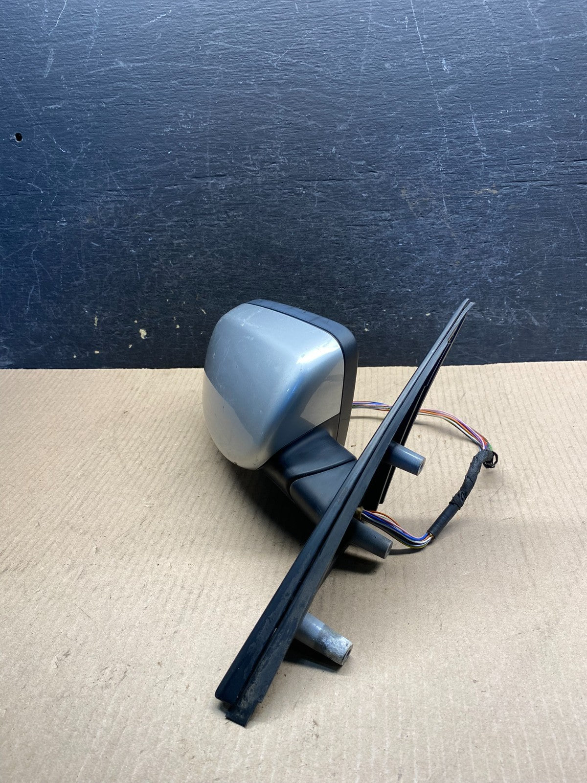 2004 - 2006 BMW 5-Series 525i 530i Right Passenger Door View Mirror ai7145 DG2