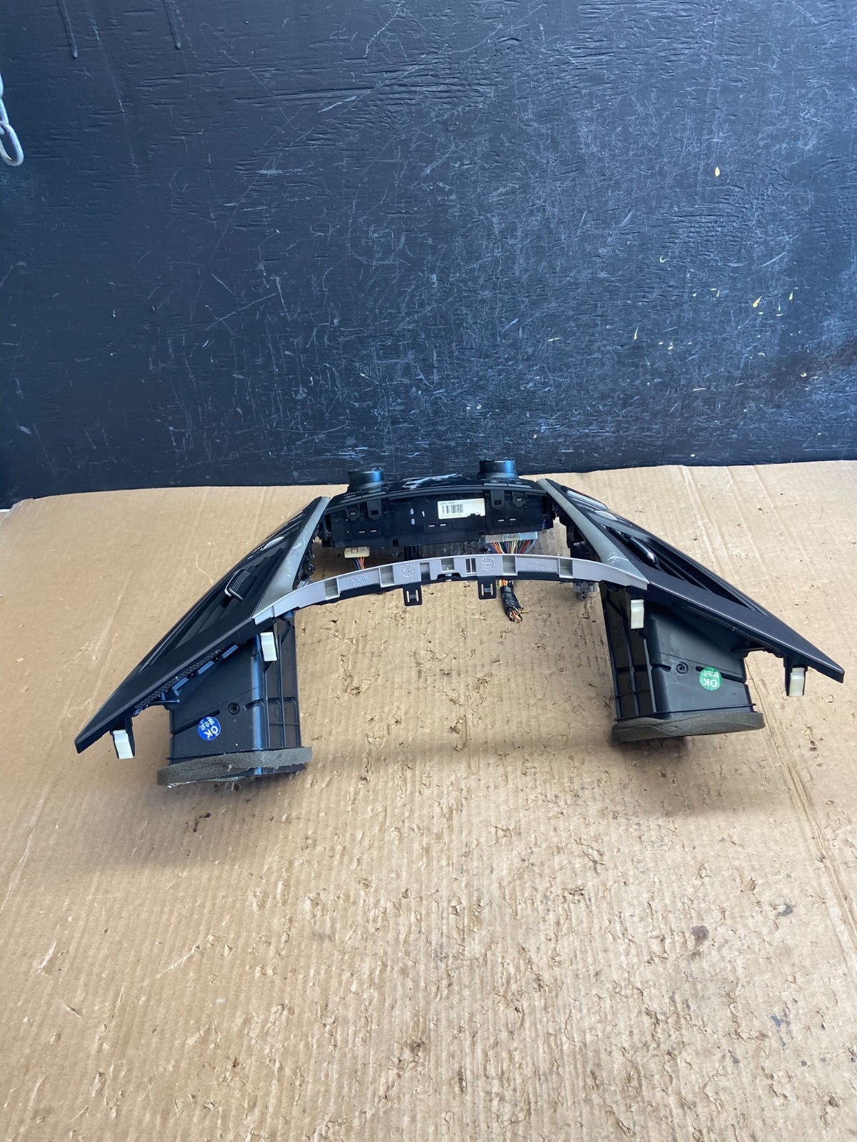 2011 - 2014 Hyundai Sonata Center Radio Climate Control Air Vent Bezel AF1608 DG3