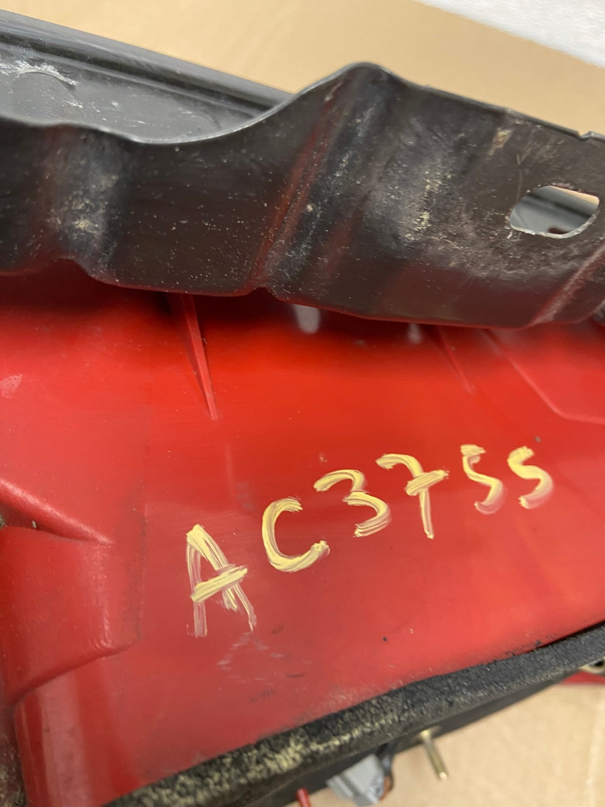 2006-2007 Honda Accord Coupe Right Passenger RH Side Tail light Oem AC3755 LK11