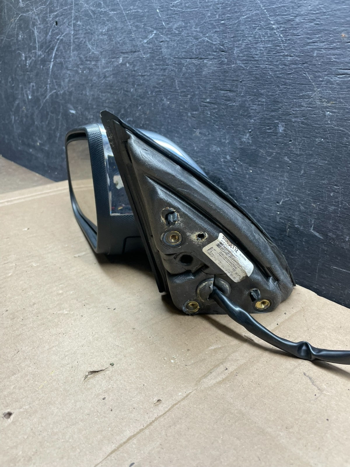 2010 to 2015 Chevrolet Equinox Left Side Heated View Door Mirror OEM R1760 DG8