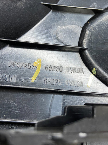 OEM 2011 2012 2013 Nissan Rogue Dash Upper Center Radio Bezel Trim Y2165 DG4
