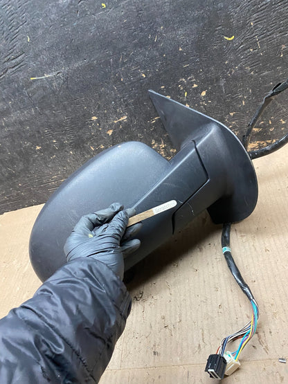 2010-2014 Chevrolet Tahoe Silverado Suburban Right Turn Signal Mirror X8011 DG9