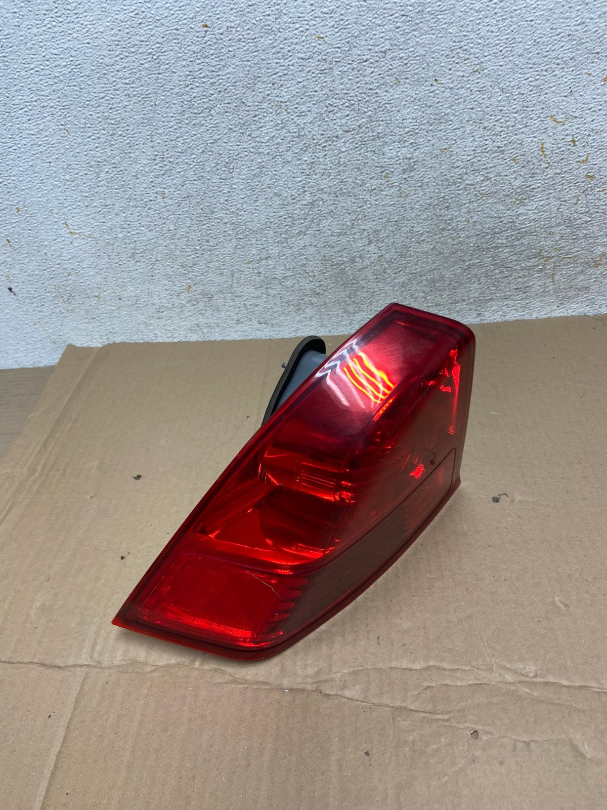 2003 2004 2005 Honda Civic Sedan Left Driver LH Side Tail Light AI1154 LK2
