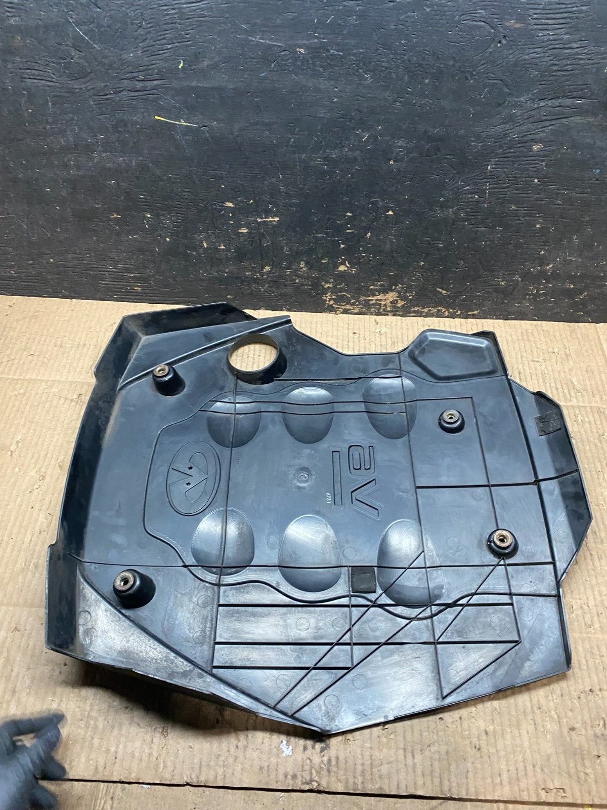 2003 to 2007 Infiniti FX35 M35 G35 V6 Engine Motor Cover OEM T9488 DG7