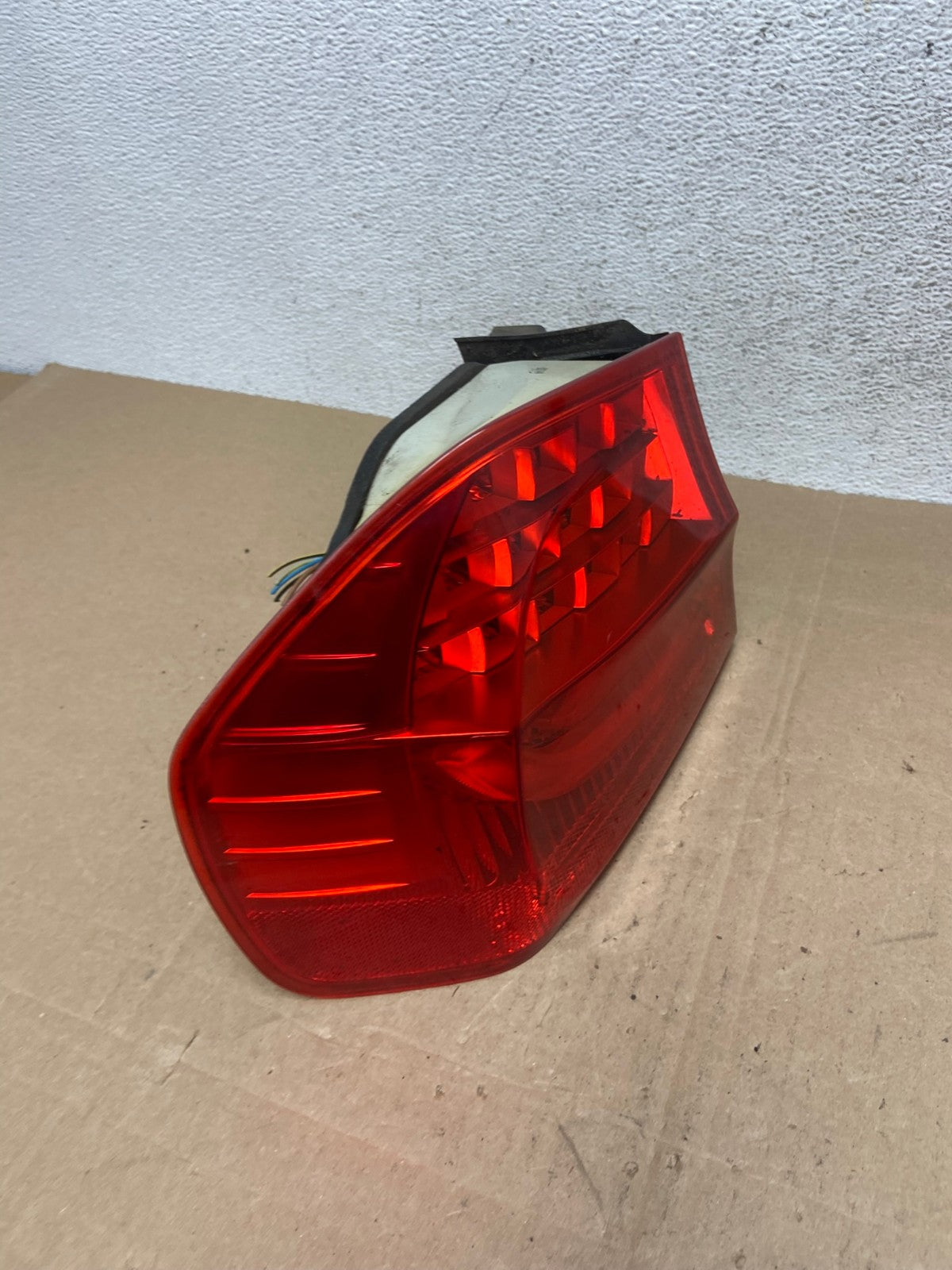 2009 2010 BMW 323i 325i 328i 335i 3 Series Left Driver Tail Light AE5009 LK2