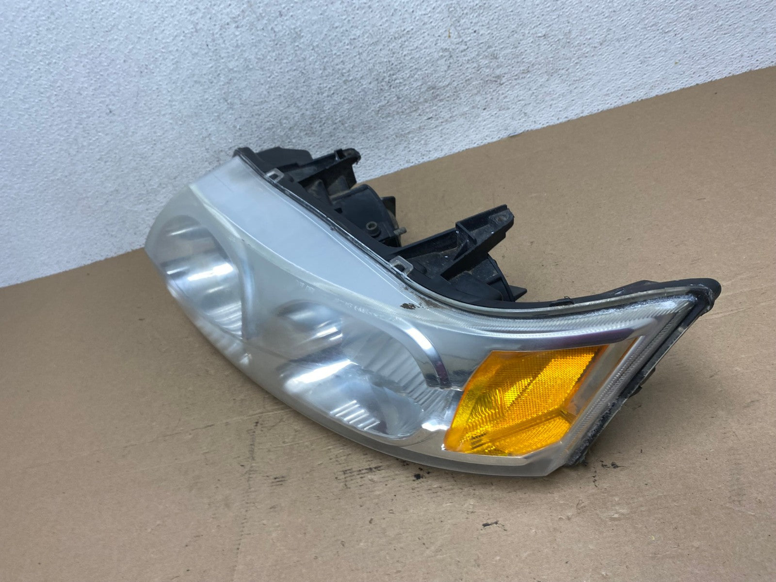 2003 to 2007 Saturn Ion Halogen Headlight Left Driver LH Side AF4509 LK1