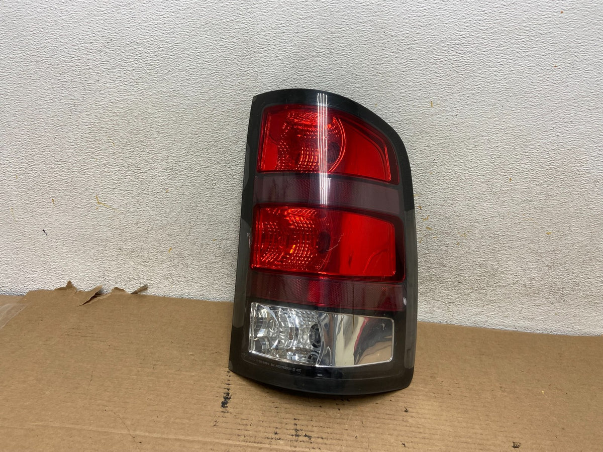 2007 to 2013 GMC Sierra 1500 Right Passenger RH Side Tail Light DEPO AH4073 DW0