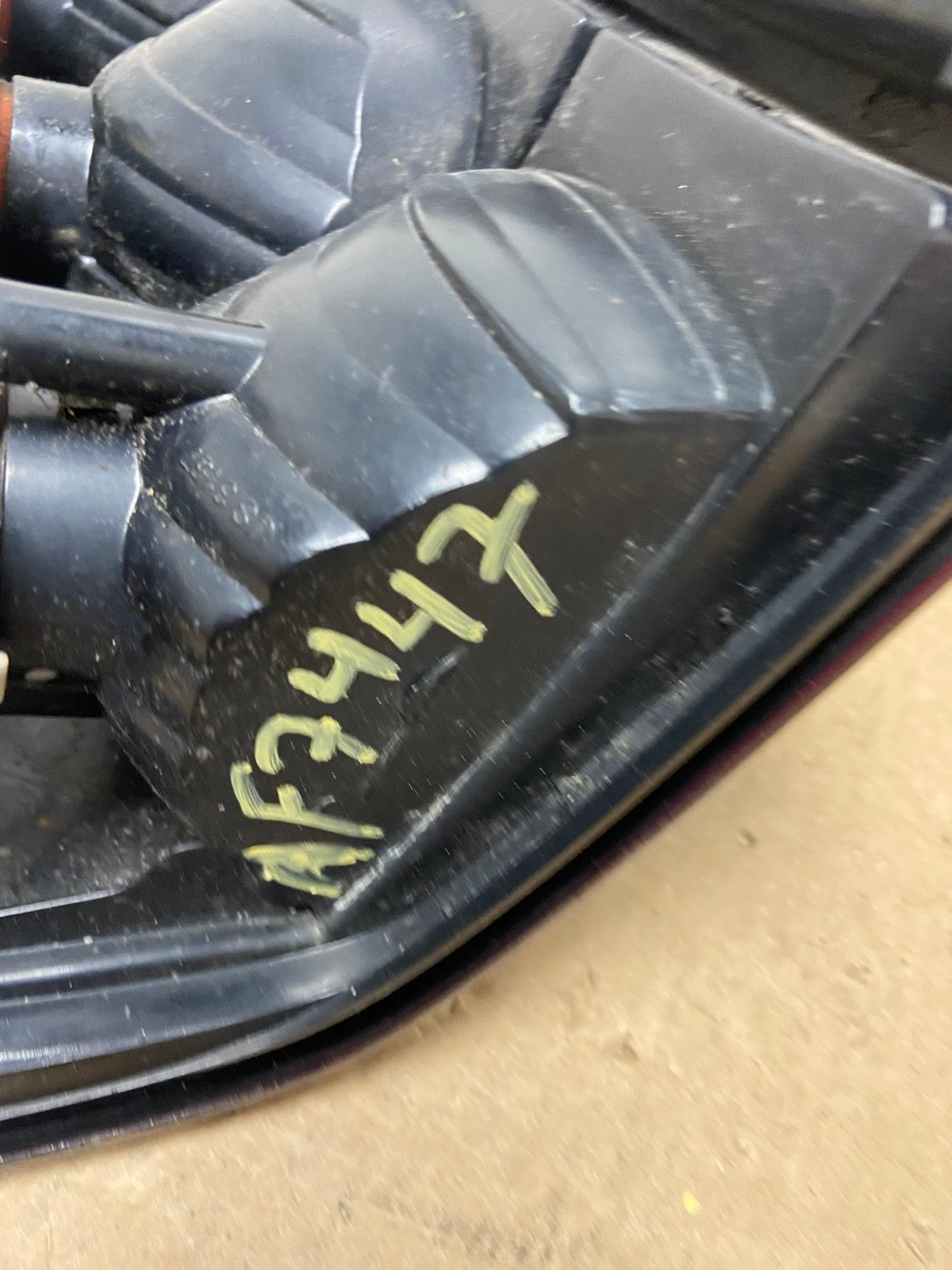 2002 to 2009 Chevrolet Trailblazer Right Passenger Rh Tail Light AF7447 LK7