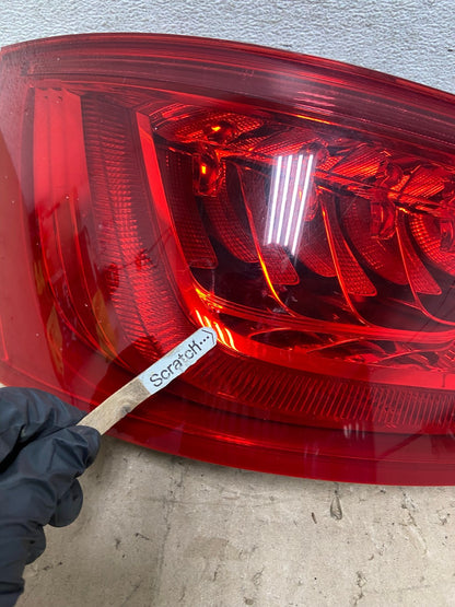 2010 - 2015 Audi Q7 Left Driver LH Side Tail Light AG5317 LK3