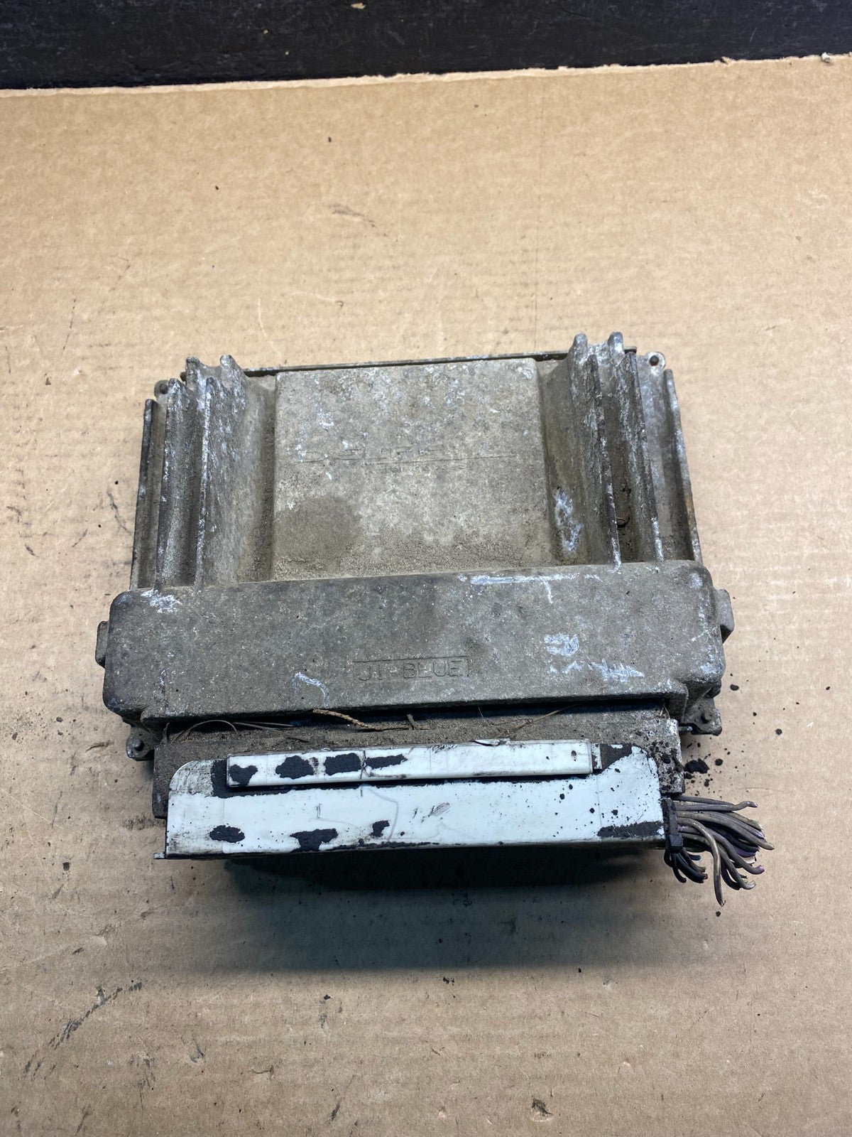 2010 to 2014 Silverado Express Engine Control Module Computer ECM ECU AD9954 DG1