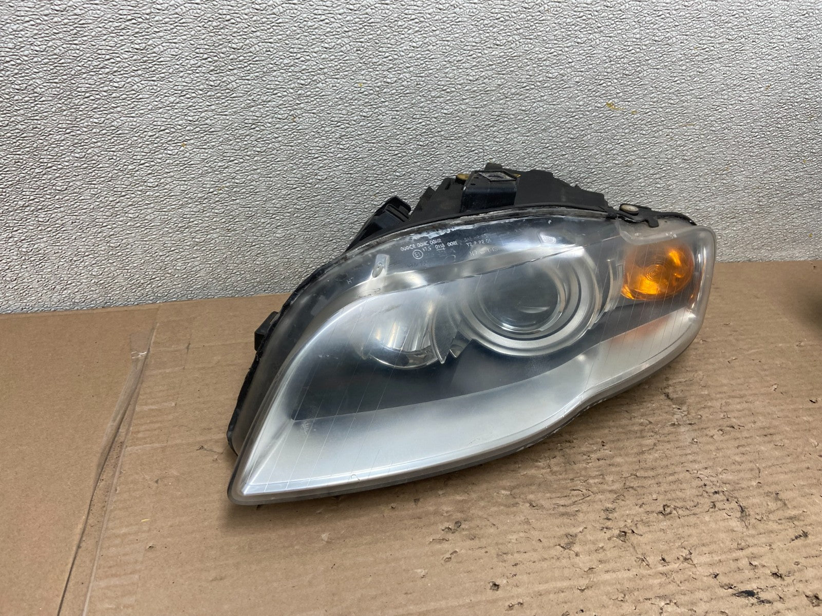 2006 2007 2008 Audi A4 Headlight Xenon Hid Left Driver Side Oem AA9504 DW2