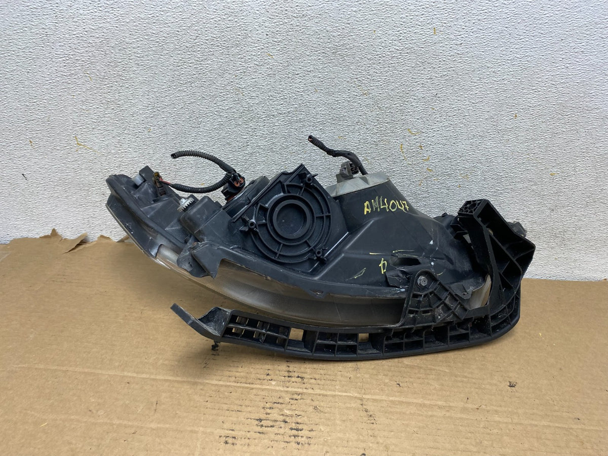 2010 - 2011 Honda Insight Left Driver LH Halogen Headlight AH4047 DG7