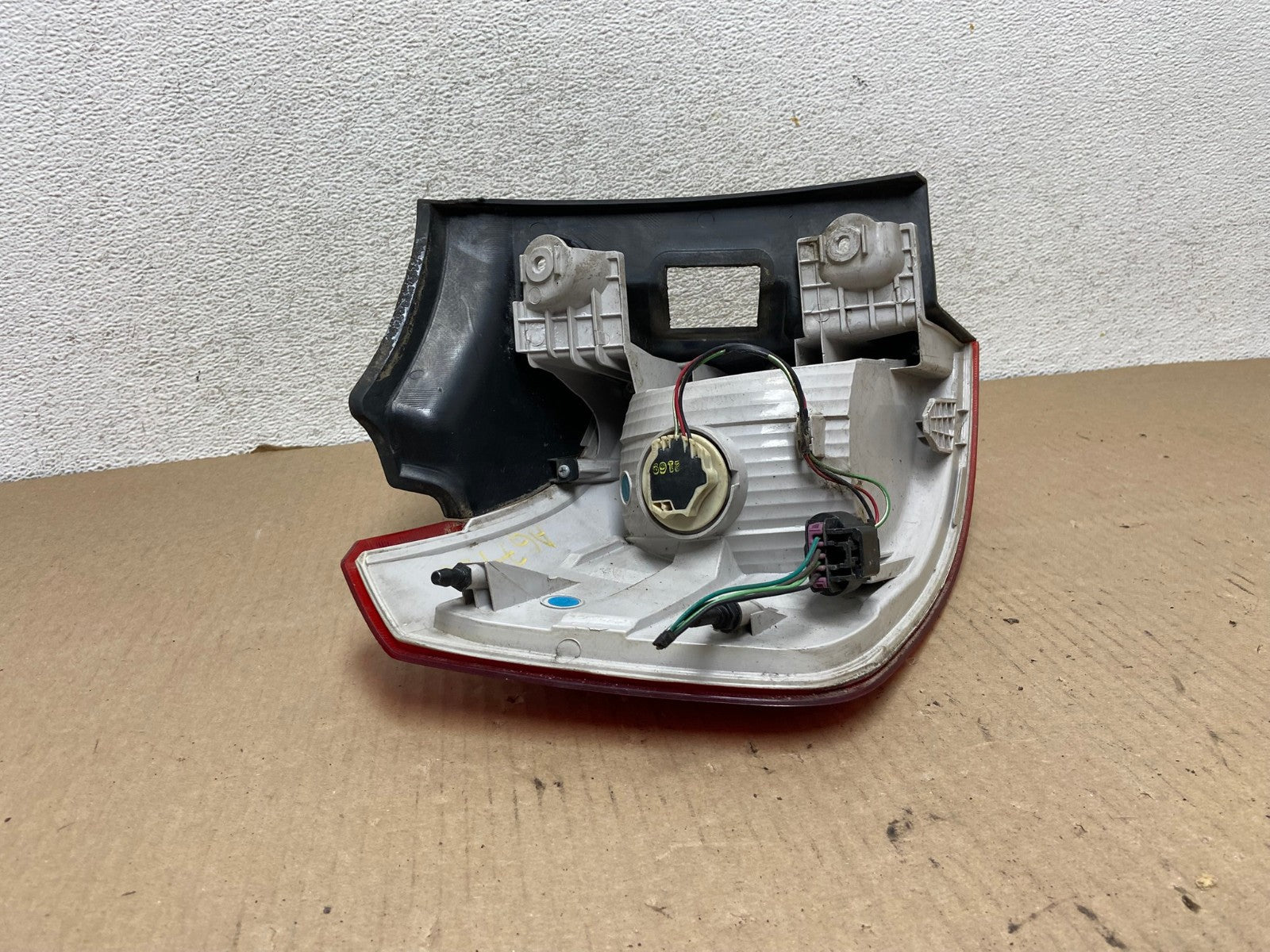 2010 to 2017 GMC Terrain Halogen Right Passenger Rh Side Tail Light AG7935 LK6