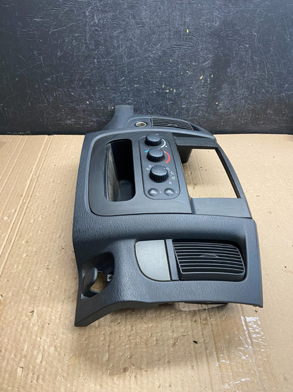 2002 to 2005 Dodge Ram Radio Climate Control Dash Air Vent Bezel Trim af6419 DG2