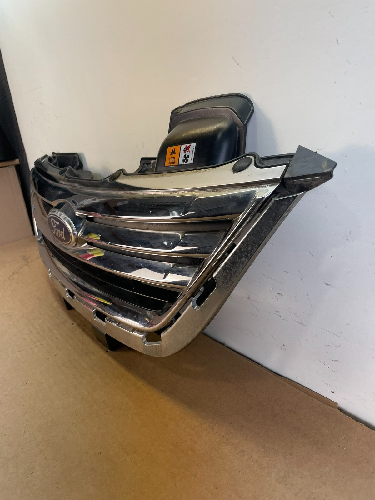 2011 2012 2013 Ford Fiesta Front Upper Chrome Grille Grill AF8755 DG1