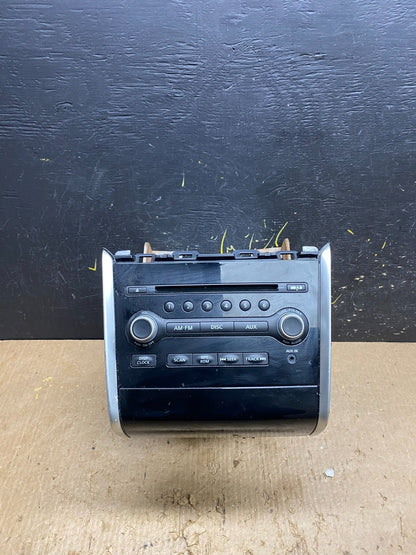 2013 to 2016 Nissan Pathfinder Radio Temperature Climate Control OEM AA0026 DG0