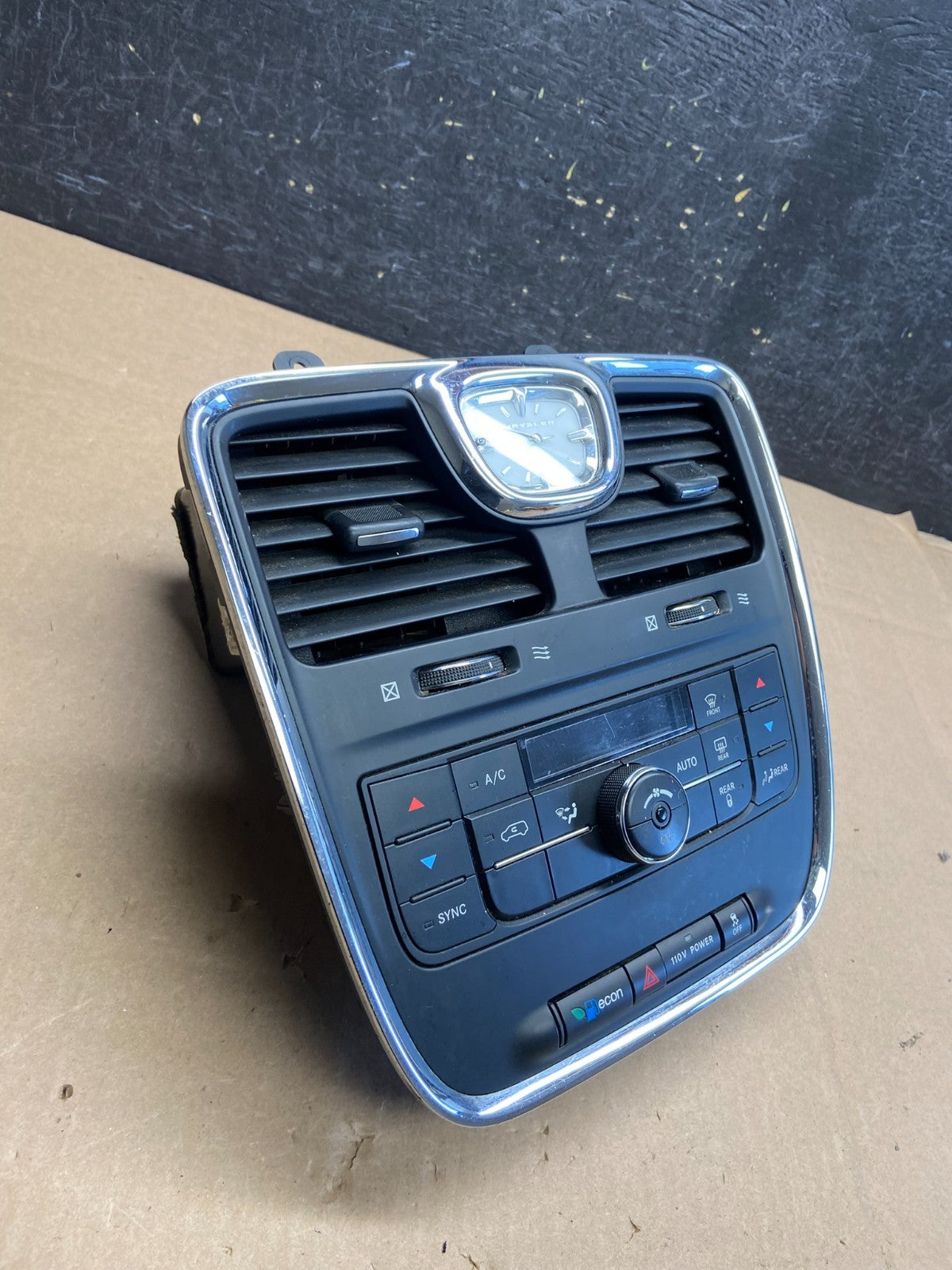 2011-2016 Chrysler Town Country Climate Control Panel Center Dash Trim ai3191 DG1
