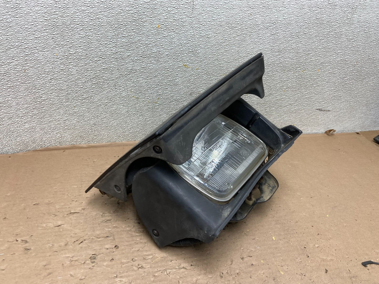1986 - 1991 Mazda RX7 RX-7 Right Passenger RH Halogen Headlight OEM ab0855 DG2