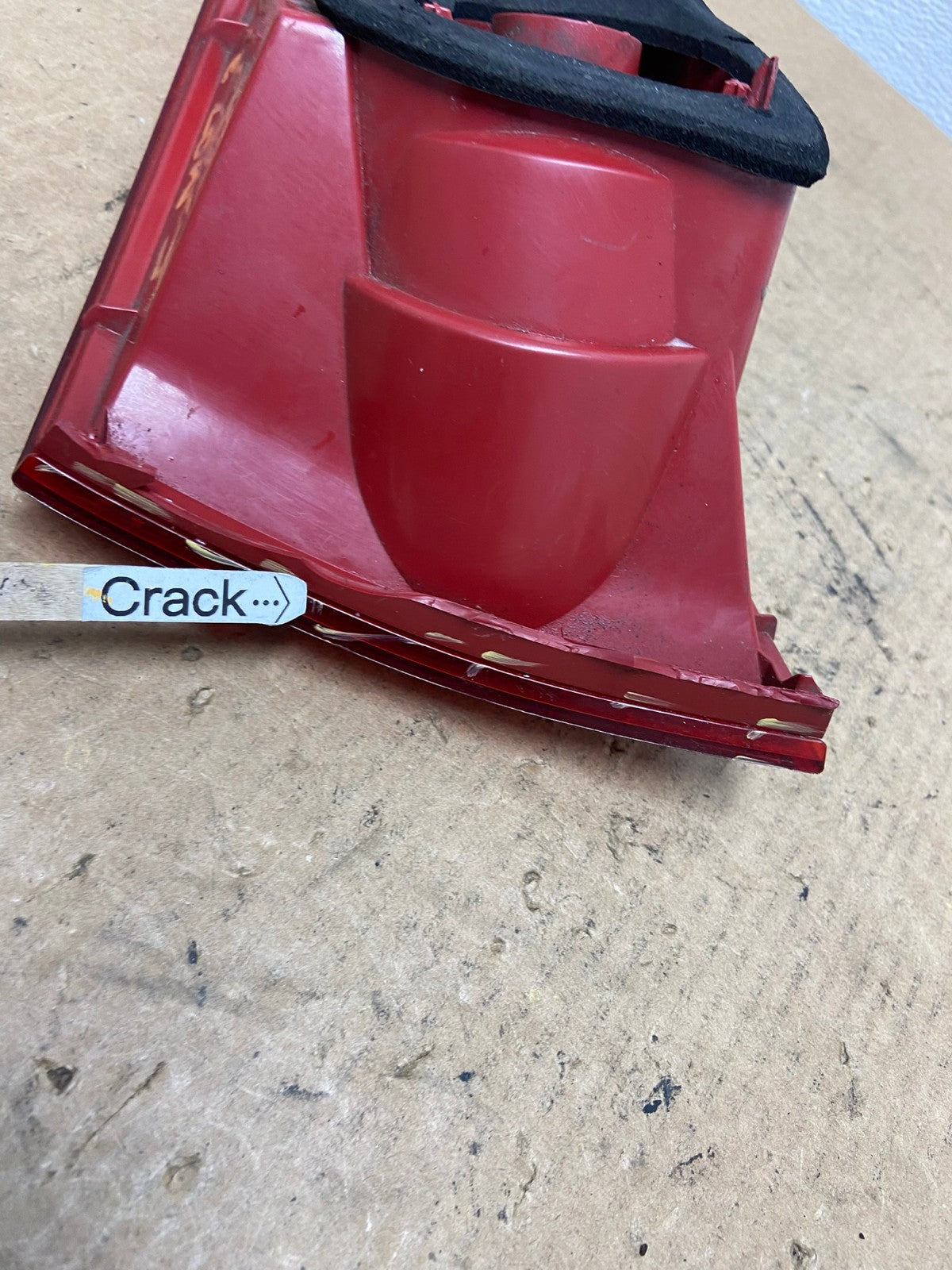 2004 2005 2006 Mazda 3 Sedan Right Passenger RH Side Tail Light Q8029 DW5